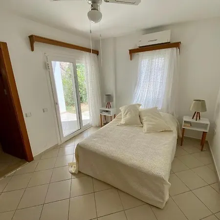 Sunny House Guemuesluek Evleri Feriehus Bodrum